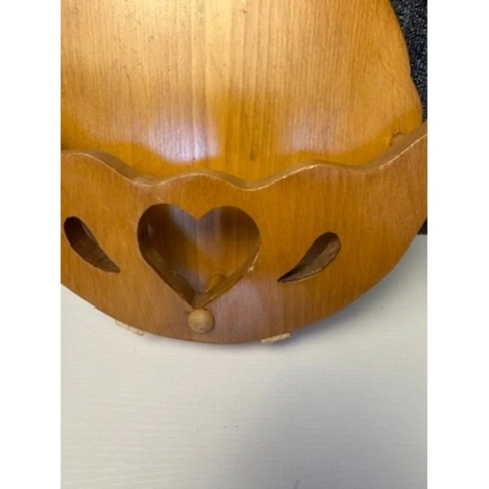 Vintage Wooden Heart Cutout Wall Pocket Paper Plate Holder Rustic Wood Country